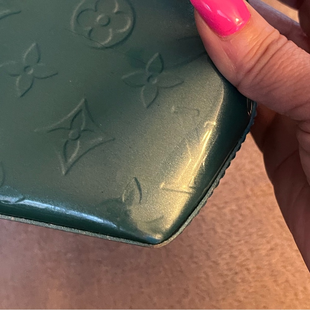 Louis Vuitton Green Vernis Wilshire PM Bag* Authentic - Picture 12 of 14